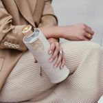 EQUA MISMATCH sticlă de apă din sticlă 750 ml - bej